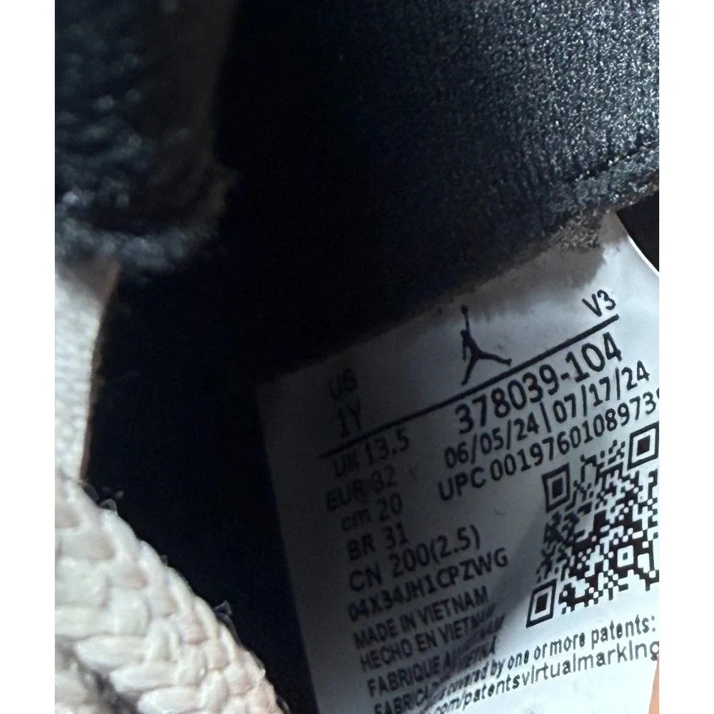 Air Jordan 11 Retro GS Win Like '82 University Blue White Size 1Y 378039-104